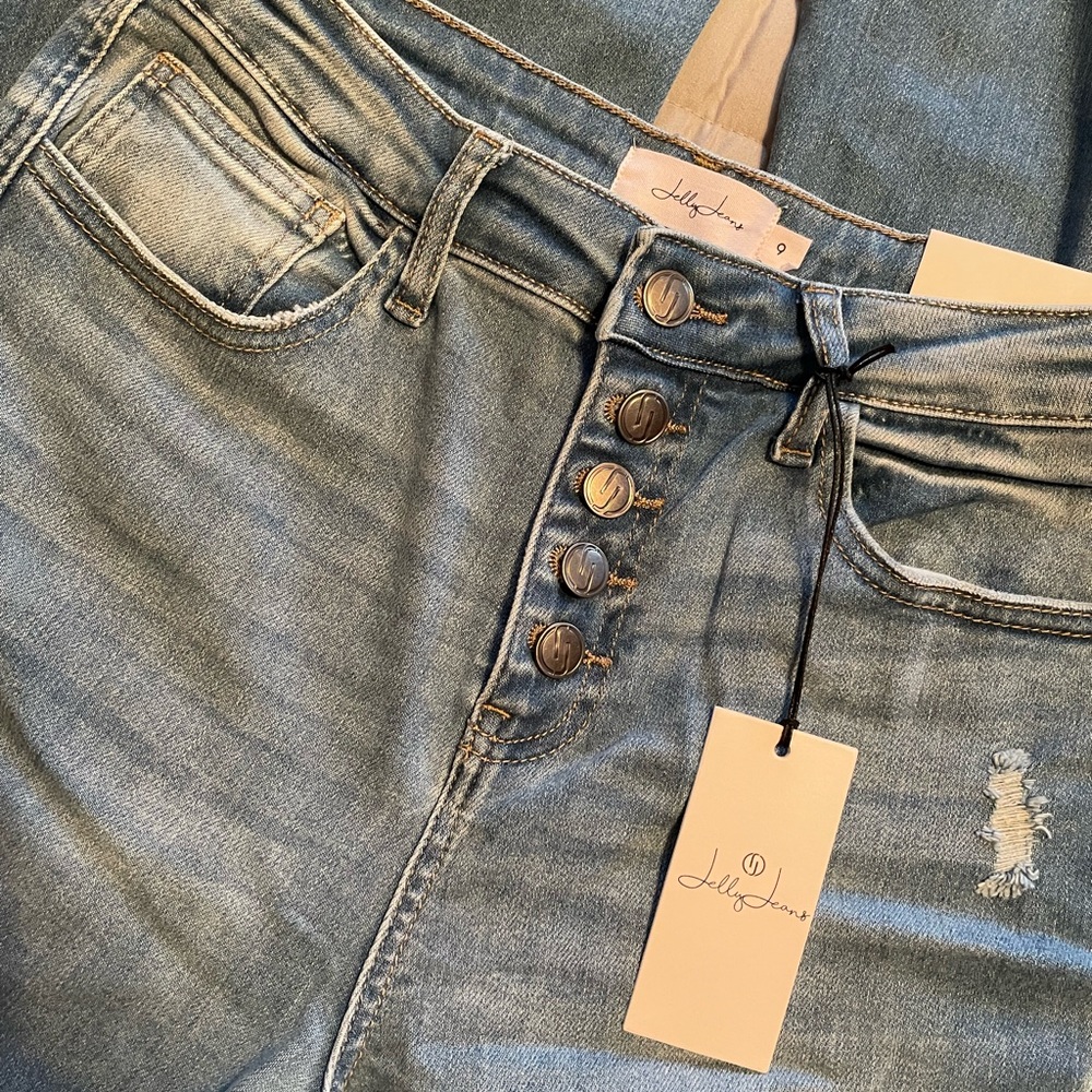 High Rise Flare Legged Jeans - Picture 4 of 4